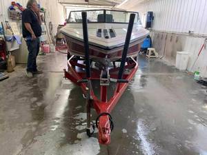 1990 SUPRA BOAT