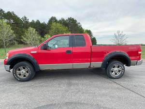 2005 Ford F-150 XLT - 4X4 - 2 OWNERS