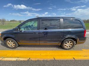 2008 Chrysler Town  And  Country Touring - 1 OWNER