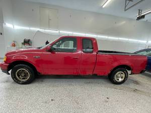 2000 Ford F-150 XL - 2 OWNERS