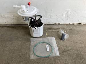 lot 37 image: A-Premium Electric Fuel Pump Module Assembly for Saturn Outlook and GMC Acadia 3.6L