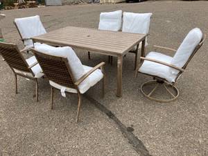 lot 4 image: Hampton Bay Geneva 7-Piece Brown Wicker Outdoor Patio Dining Set