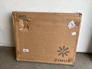 lot 105 image: ZINUS 18 in. SmartBase Black Metal Heavy Duty California King Size Mattress Foundation