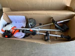lot 125 image: Echo 21.2 cc Gas 2-Stroke Attachment Capable Straight Shaft String Trimmer with Speed-Feed Head and Curved Shaft Edger Kit