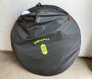 lot 194 image: Zenph Yellow and Black Waterproof Automatic 2-3 Person Pop Up Tent