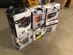 Lot of Assorted Portable Power Stations  Customer Returns See Pictures