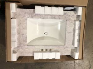 Home Decorators Collection 31 in. W x 22 in. D Stone Effects Cultured Marble Vanity Top in Winter Mist with Undermount White Sink Customer Returns See Pictures