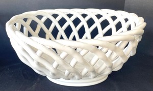 lot 113 image: Two Williams Sonoma Ceramic Basket Bowls