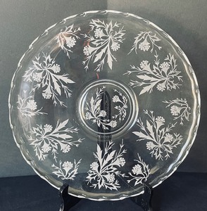 lot 137 image: Vintage Fostoria Etched Glass Serving Pieces