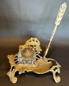 lot 24 image: Vintage Cast Brass & Glass Inkwell
