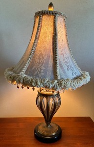 lot 36 image: Metal Cased Glass Accent Lamp