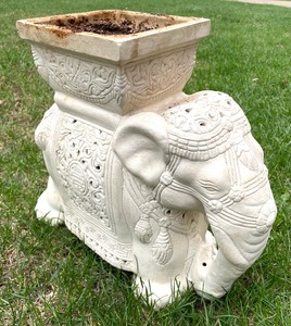 lot 157 image: Ceramic Elephant Planter