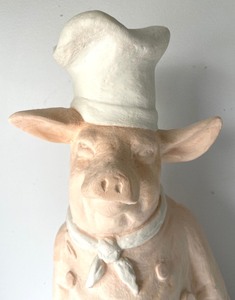 lot 176 image: Large Plaster Chef Pig Decor