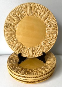 lot 181 image: Be Thankful Pottery Barn, Crate & Barrel, Bordallo Pinnero