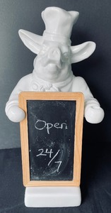lot 184 image: Delights in White - Pottery Barn and more