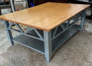 lot 186 image: Charming Coffee Table