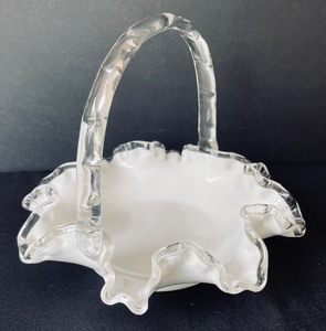 lot 273 image: Fenton Silver Crest Ruffled Basket