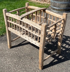 lot 284 image: Primitive Wooden Stand