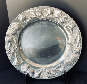 lot 286 image: Sensational Serving Pieces by Mariposa, Pottery Barn, Ihi and More