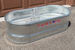 lot 305 image: Tarter Farm and Ranch Equipment Water Trough