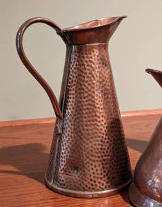 lot 233 image: Vintage Copper Pitchers and Ale Muller