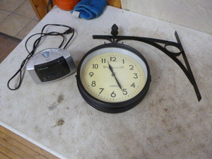 2 Clocks