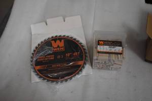 Saw Blade and Dowels
