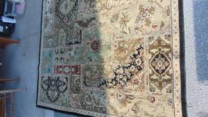 Rug Hardly used 6.5ft by 9.5ft