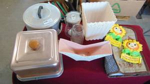 Vintage kitchen items