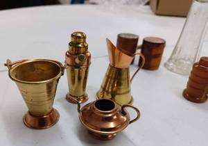 lot 39 image: Box of Assorted Vintage Salt and Pepper Shakers, and Copper Curios
