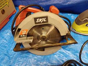 lot 99 image: Six Electric Power Tools, Circular Saw, Ryobi Finish Sander, Stanley Stapler, Wen Rotary Tool, Roto Zip Spiral Saw