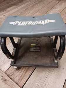 lot 120 image: Performax Mechanics Roller Seat