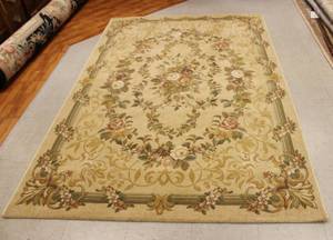 Beige Soft Tone Area Rug 5.3 Ft X 7.9 Ft