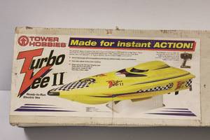 Tower Hobbies V II Pro RC 21 Speed Boat