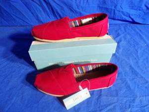 lot 251 image: New TOMS Womens Earthwise Classic Alpargata Slip-On Shoe - Red - Size 8.5