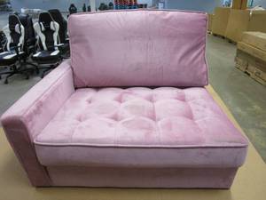 Light Pink Velvet Loveseat (35 in x 29 in x 21 in HALF, MISSING LEGS)