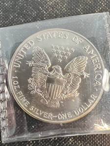 1990 AMERICAN SILVER EAGLE 1 TROY OZ. .999 FINE SILVER