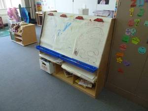 lot 52 image: Room 164 White BoardDesk Unit