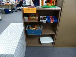lot 92 image: Room 146147 Steel Book Shelf