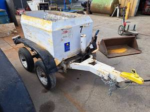 lot 10 image: 12yd Cement Trailer