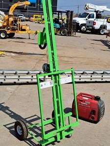 lot 17 image: HTM HangPro Drywall Lift