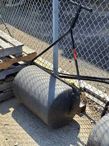 lot 22 image: 24 Lawn Roller