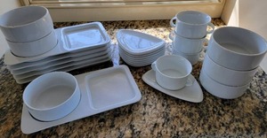 Cordan Bleu White Soup & Sandwich China Service