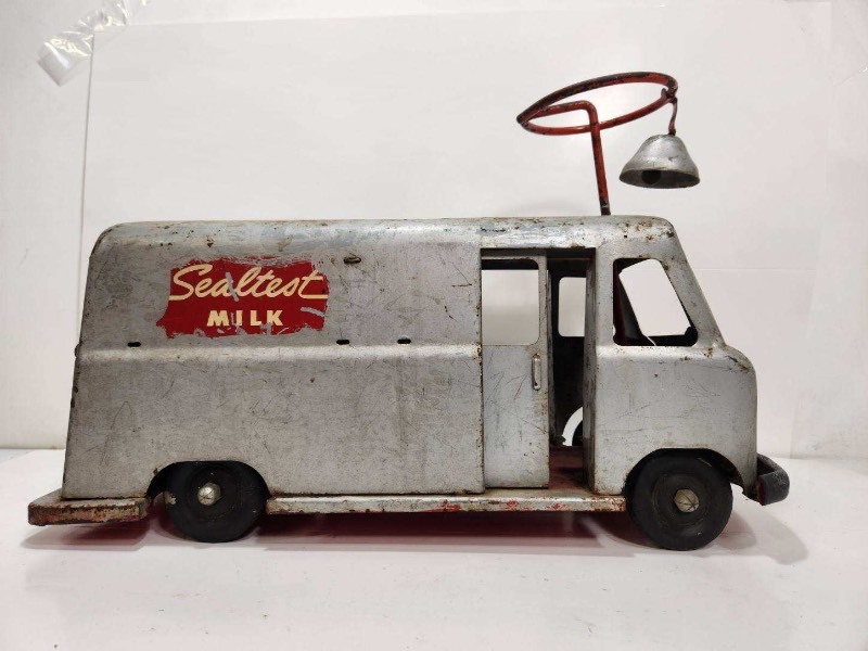 Little Canada Estate Auction Antiques Collectibles & MORE!! KBID