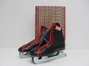 lot 16 image: NOS Pair of Vintage ROLLER DERBY Ice Skates