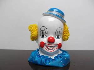 lot 24 image: Larger Size Vintage 1960s Ceramic Clown Coin Bank