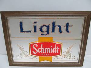 lot 41 image: Lighted Vintage SCHMIDT Light Mirrored Beer Sign