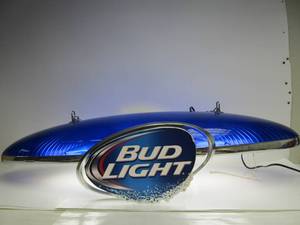 lot 42 image: Very Cool LARGE Hang BUD LIGHT Pool Table Advertising Beer Light Sign