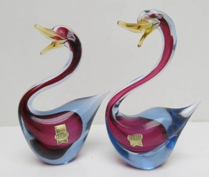 lot 57 image: Matching pair of mid century 1960s Blown Glass DucksGeese