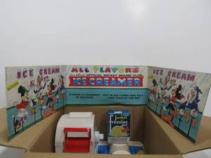 lot 113 image: NOS Unused Vintage Official Mickey Mouse Club Ice Creamer